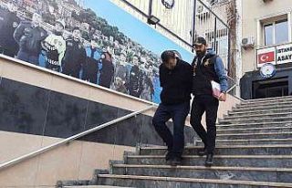 Fatih’te 600 bin lira değerindeki gümüş hırsızlığı...
