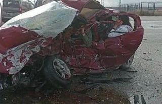 Feci kazada polis memuru baba ile oğlu hayatını...