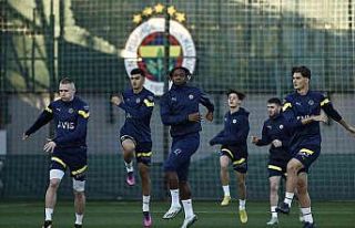 Fenerbahçe, Dinamo Kiev maçı hazırlıklarına...