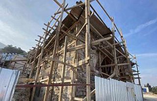 Fetih Mescidi restorasyonunda sıra kubbeye geldi