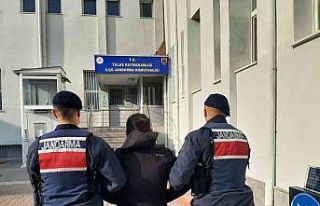 FETÖ üyeliğinden hapis cezası bulunan şahıs...