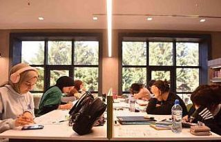 Genç Yıldırım’ın ikinci uyumayan kütüphanesi...