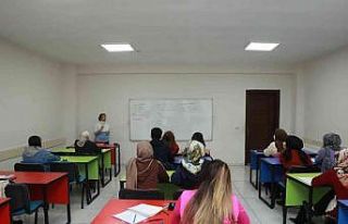 Gençler, KAYMEK’in Hazırlık Kurslarından Memnun