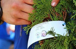 Gençler, “Sezai Karakoç” anısına fidan dikti