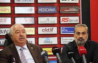 Gençlerbirliği, Teknik Direktör Mustafa Dalcı...