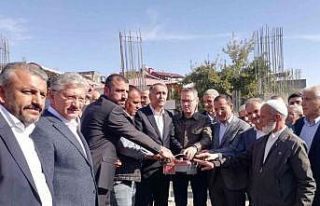 Gerger’de yapılacak cami ve taziye evinin temeli...