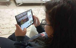 Göz sağlığını tehdit eden salgın "mavi...