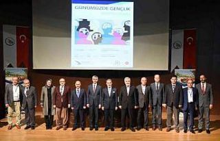 Günümüzde gençlik sempozyumu düzenlendi