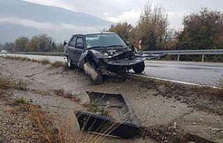 Hastaneye giderken kaza yaptılar