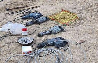 Hazine avcıları jandarmadan kaçamadı