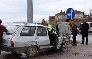 Hisarcık’ta trafik kazası: 3 yaralı