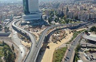 İlave köprü bitiş tarihinden 26 gün önce hizmete...