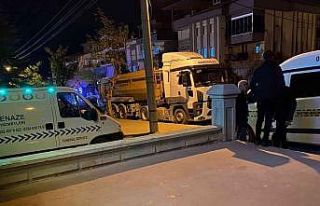 İnfaz koruma memuru banyoda ölü bulundu