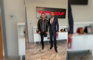 İş adamı Eşin Nazillili gencin umudu oldu