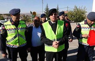 Jandarma ekipleri ölümlü trafik kazalarını önlemek...