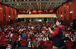 Jandarma ve polisten üniversite öğrencilerine ’flört...