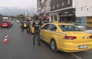 Kadıköy’de taksi şoförlerine ceza yağdı