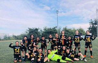 Kadınlar 1. Lig: Horozkentspor: 0 -Yukatel Kayseri...