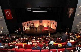 Kadınlara özel tiyatro