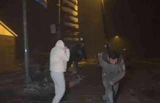 Kar yağışını duyan vatandaşlar Uludağ’a koştu