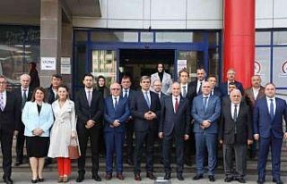 Karadağ heyeti mehter ekibiyle karşılandı