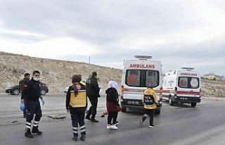 Karaman’da işçi servisi ile yolcu minibüsü çarpıştı:...