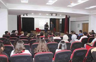 Kariyer yolculuğundaki gençler hem eğlendi hem...