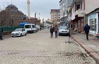 Karlıova’da 1 yıl arayla çekilen ’Kar’ görüntüsü...
