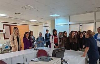 Kayapınar Belediyesi tarafından öğrencilere kariyer...