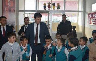 Kaymakam Gürses öğrencilerle bir araya geldi