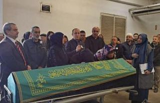 Kazada hayatını kaybeden ambulans şoförüne gözyaşlarıyla...