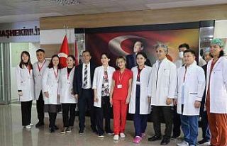 Kazakistan’dan gelen asistan doktorlar Mengücek...