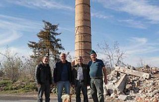Kentsel dönüşüm için yıkım çalışmaları...