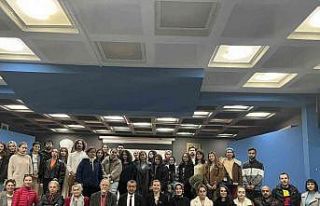 Kileci üniversiteli gençlerle buluştu