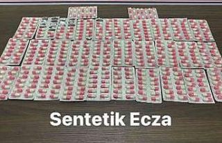 Kırıkkale’de 431 adet sentetik ecza hap ele geçirildi:...