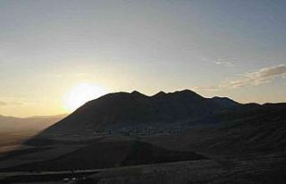 Kirkor Dağı’nda eşsiz gün batımı