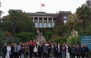 Kolej öğrencileri İstanbul’u gezdi