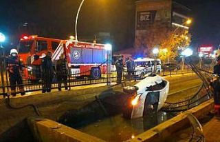 Kontrolden çıkan otomobil kanala uçtu