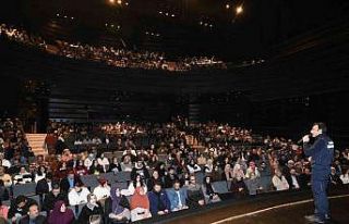 Konya Şehir Tiyatrosu’ndan deprem tatbikatına...