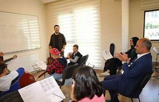 Körfez Sanat Merkezi’nde öğrenci sayısı 350’ye...