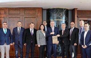 Kubba: “İzmir sağlık turizmi açısından biçilmiş...