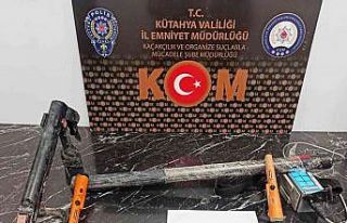 Kütahya’da bir araçta tarihi eser niteliğinde...