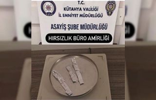 Kütahya’da bir kişinin üzerinde uyuşturucu ele...