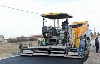 Kütahya’nın Mehmet Akif Ersoy Mahallesi’ne asfalt