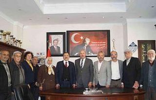 Kuyucak Belediyesi eski bakan Eroğlu’nu ağırladı