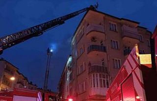 Malatya’da korkutan çatı yangını