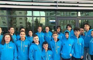 Manisalı karateciler Uşak’tan 16 madalya ile döndü