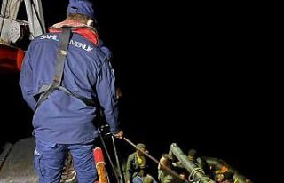 Marmaris’te 15 düzensiz göçmen kurtarıldı