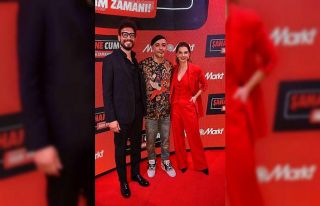 MediaMarkt mağazasında sürpriz rap performansı