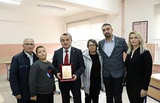Merhum öğretmenin ismi okulunda yaşayacak